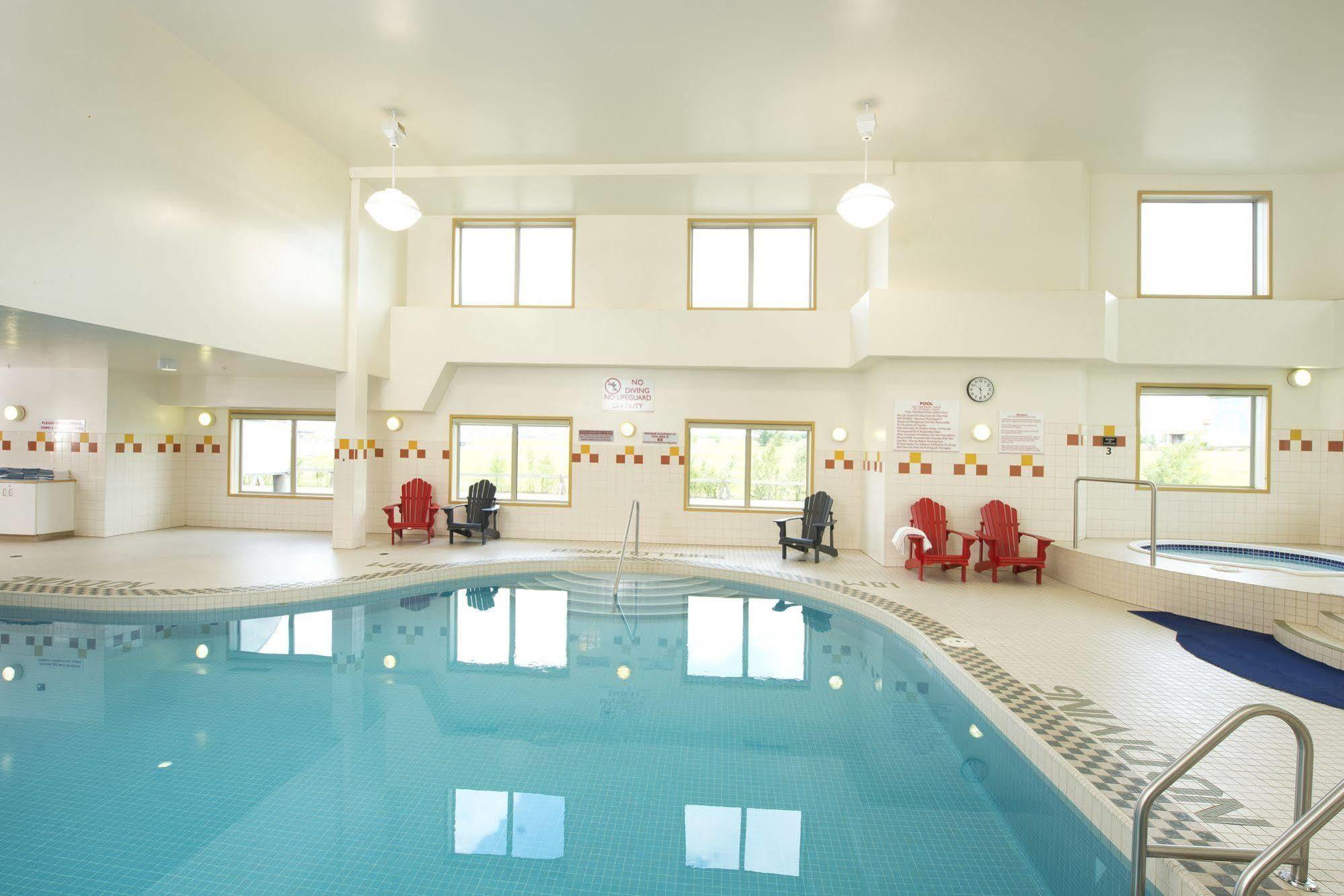 Gold Eagle Lodge North Battleford Dış mekan fotoğraf