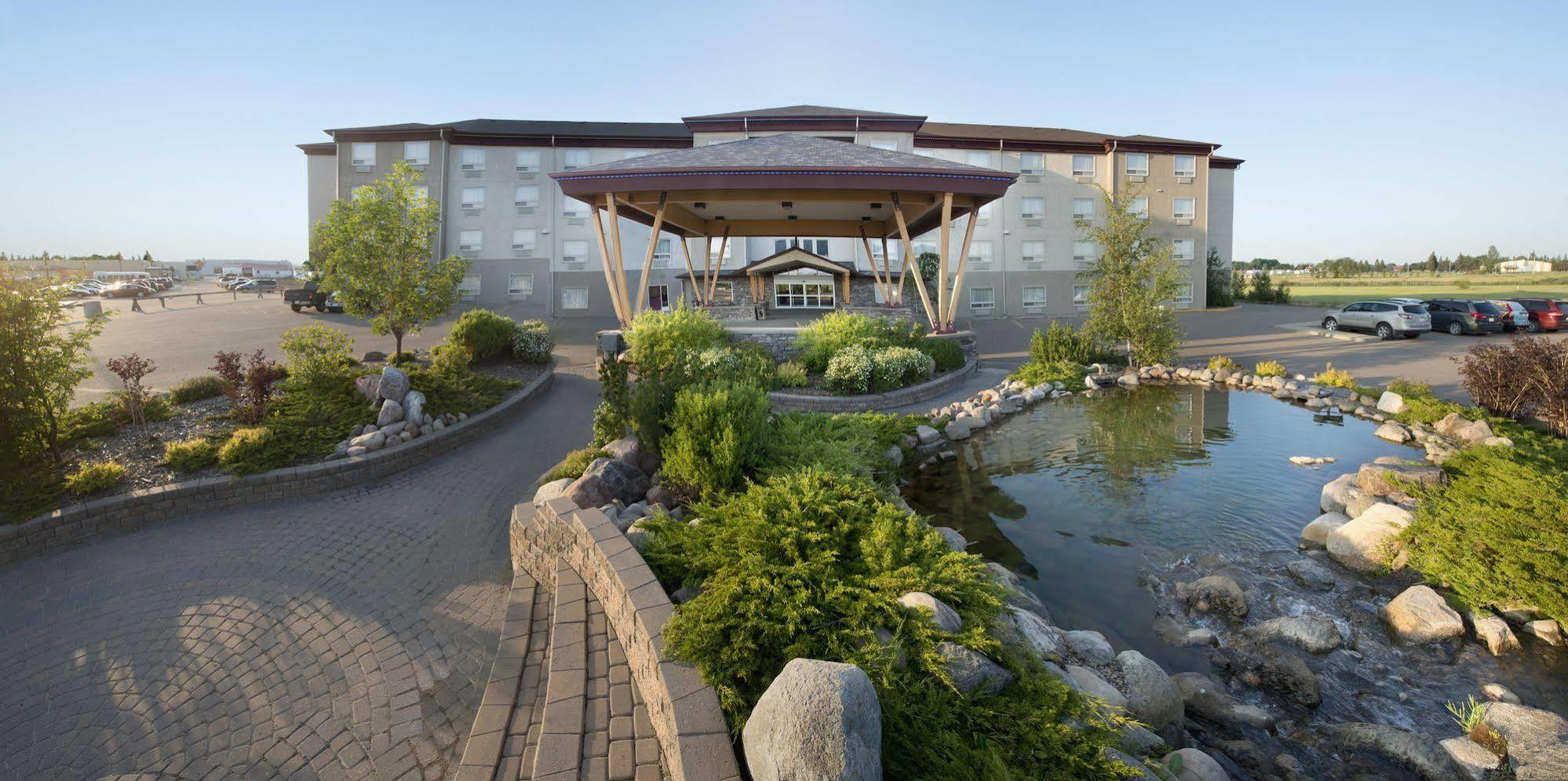 Gold Eagle Lodge North Battleford Dış mekan fotoğraf